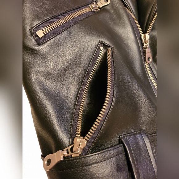 Black Childs size 7 leather coat - Picture 11 of 16